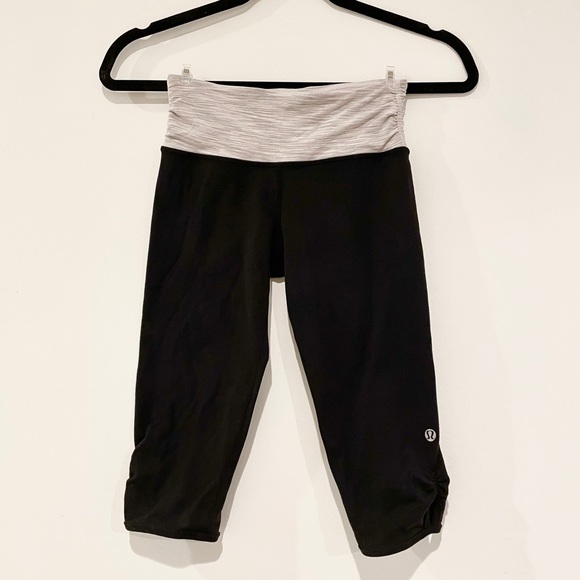 Lululemon Dhanurasana Keyhole - Picture 2 of 10